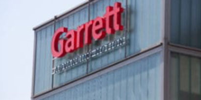 亚成成品四叶草入口