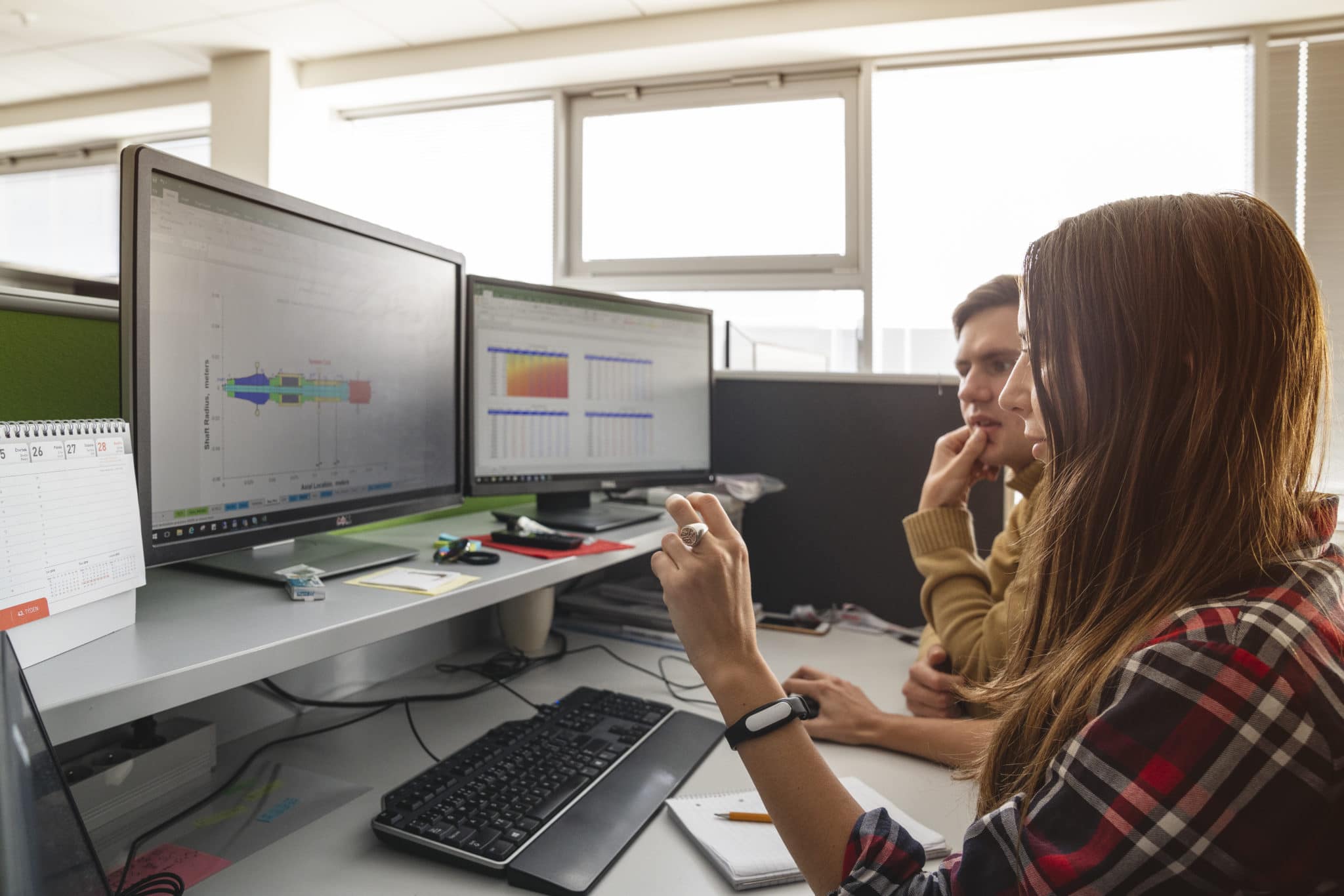 亚成成品四叶草入口