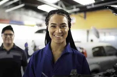 亚成成品四叶草入口