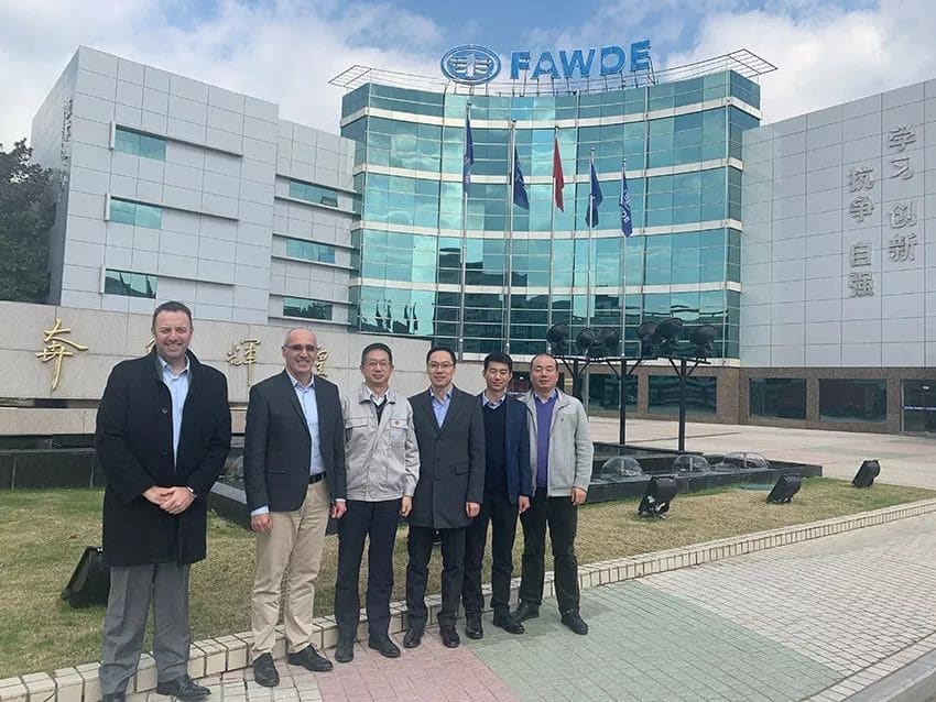 亚成成品四叶草入口