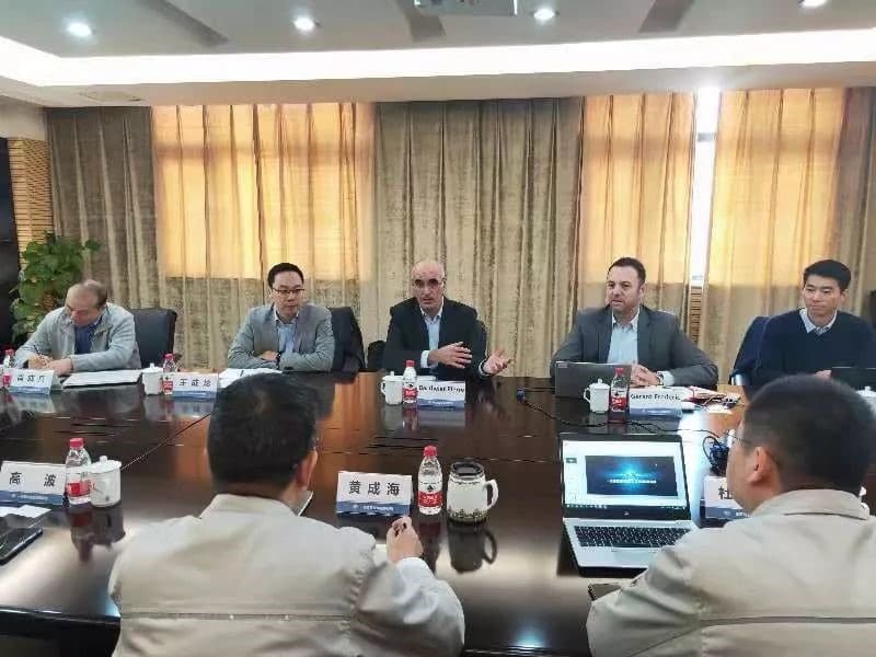 亚成成品四叶草入口