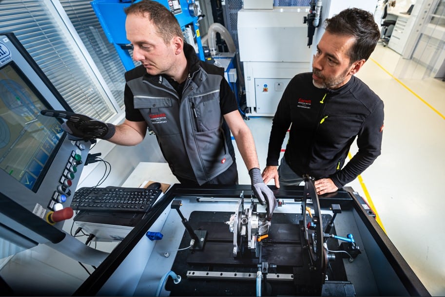 1747727062584805.jpg teamwork.jpg