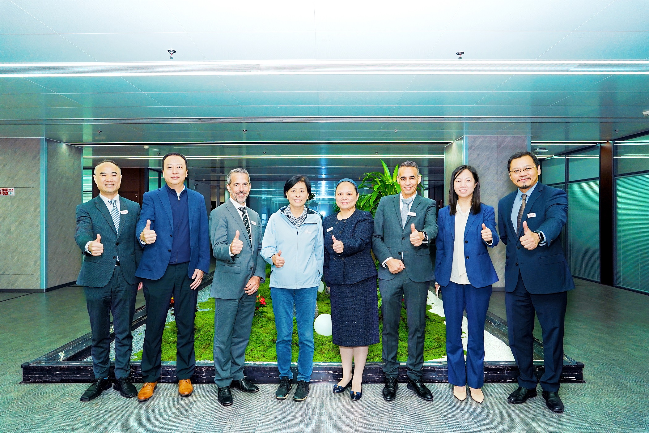 1762917535686725.jpg 775992193.jpg